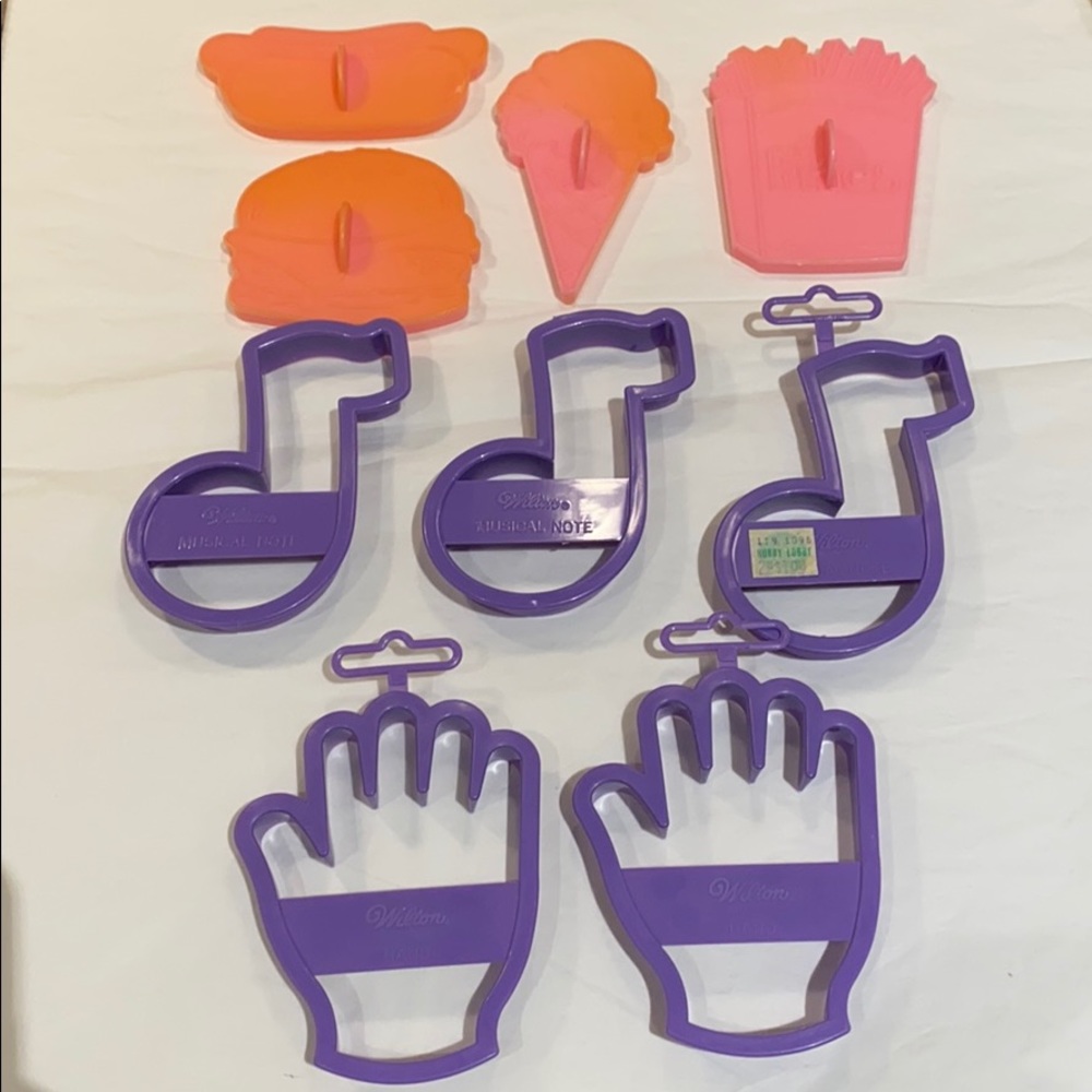 Various Cookie Cutters- 9pcs